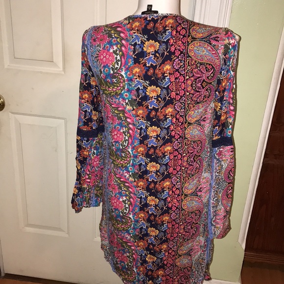 Dress - Picture 5 of 6